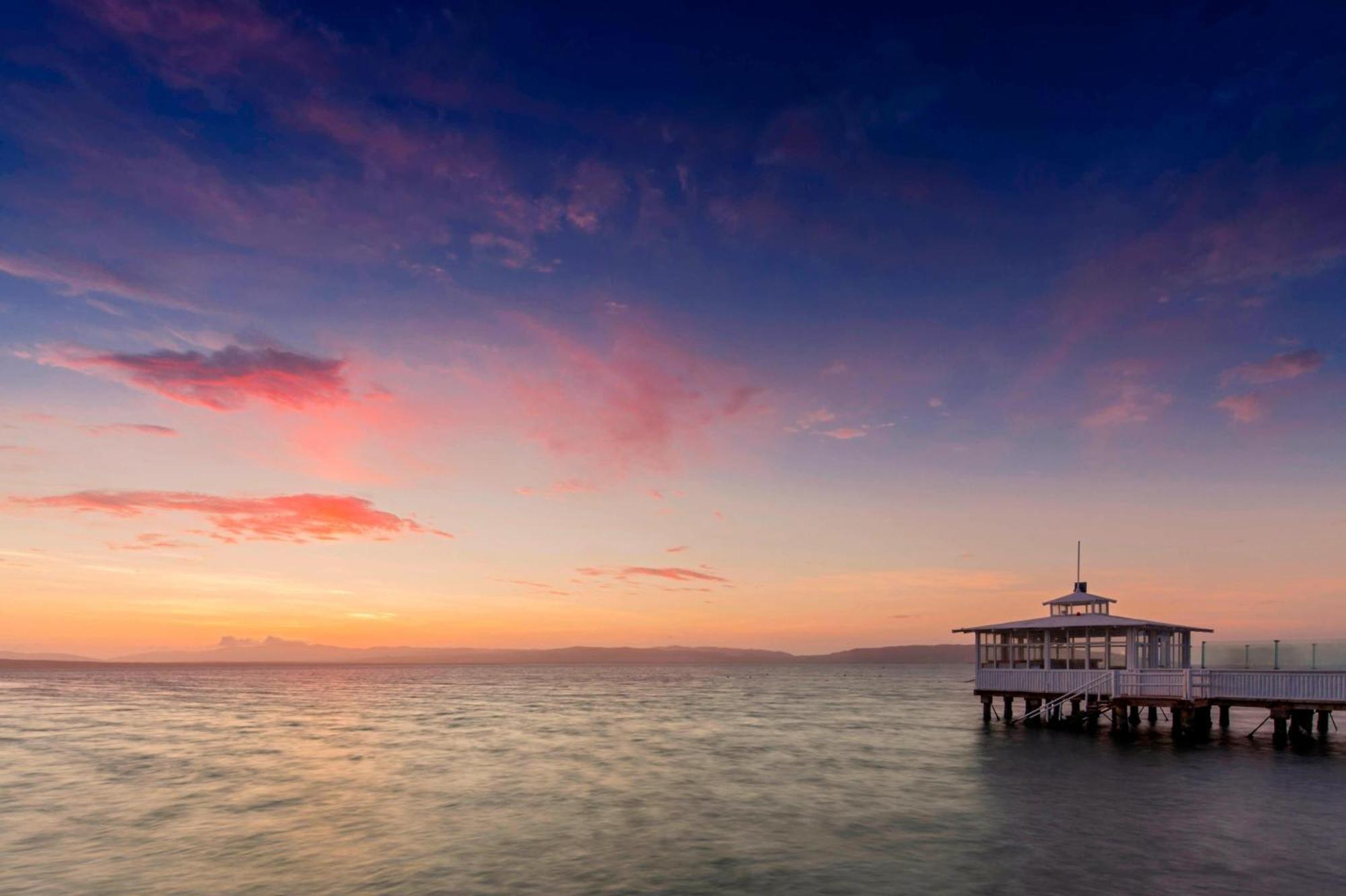 Hotel Paracas, A Luxury Collection Resort, Παράκας Εξωτερικό φωτογραφία Sunset at the pier